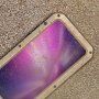 Super odolné pouzdro z kovu, silikonu a tvrzeného skla pro iPhone 11 Pro - zlaté