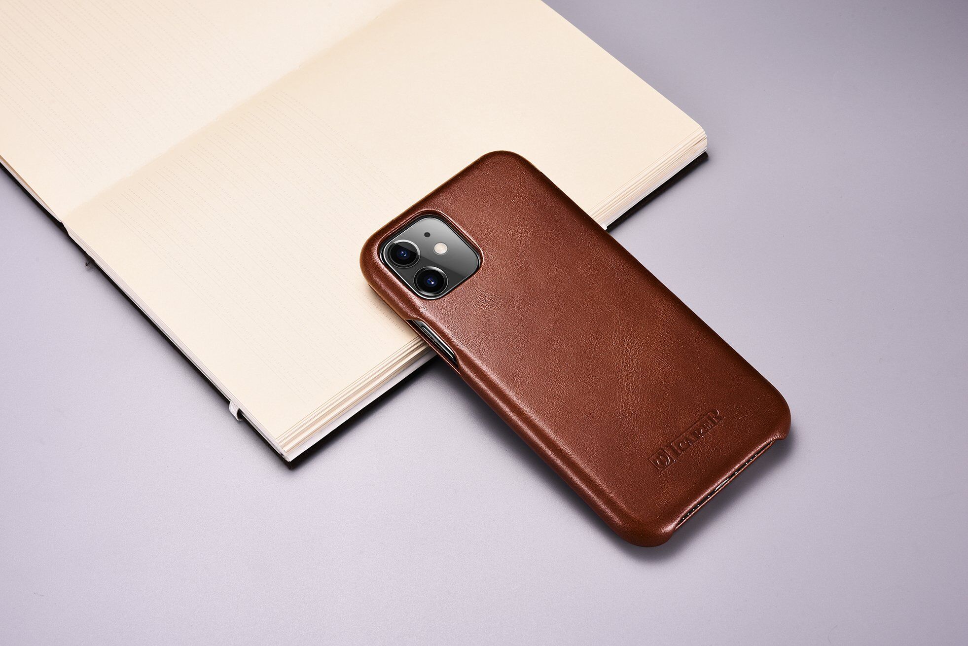 Icarer kožené flipové pouzdro pro iPhone 11 - kakaově hnědé