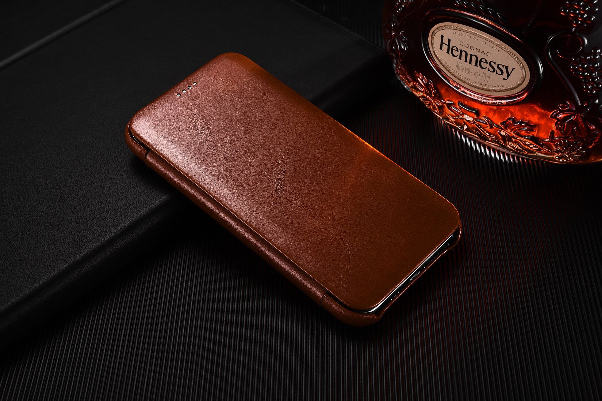 Icarer kožené flipové pouzdro pro iPhone 11 - kakaově hnědé