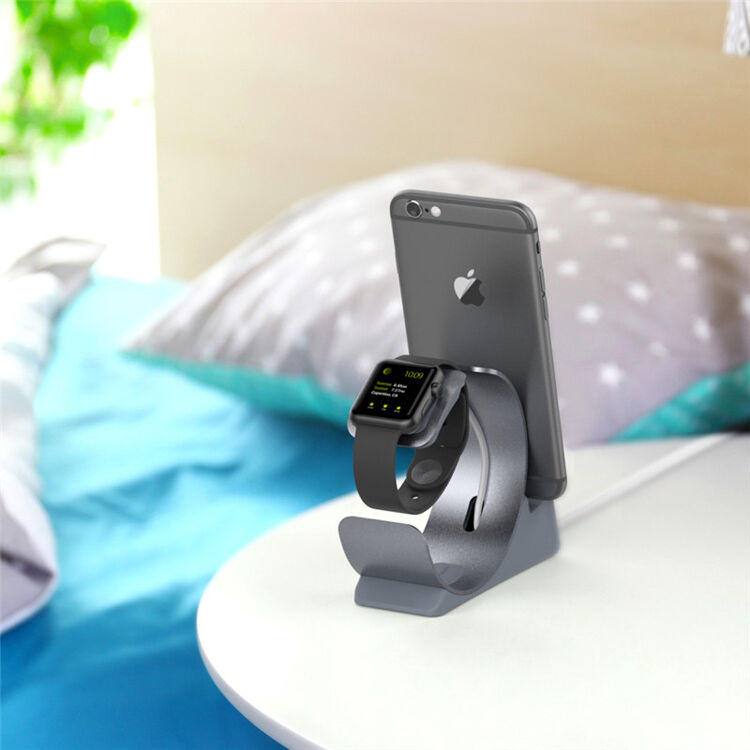 Elegantní hliníkový stojánek / dokovací stanice pro Apple Watch / iPhone - stříbrný