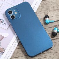 Ultra lehký kryt pro iPhone 12 - modrý