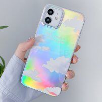 Metalický kryt s oblaky pro iPhone 11 Pro - bílý