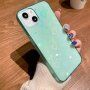 Průhledný kryt s měňavými srdíčky pro iPhone 13 Pro Max - zelený