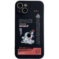 Kryt z měkkého plastu astronaut pro iPhone 12 Pro Max - černý