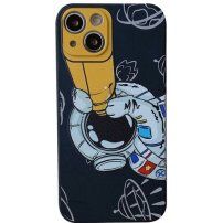Kryt z měkkého plastu astronaut ve vesmíru pro iPhone 13 Pro - černý