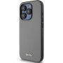 DKNY Silver Metal Logo kryt s MagSafe pro iPhone 15 Pro - šedý