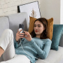 YF-M3C bezdrátová MagSafe nabíječka s výklopným stojánkem pro iPhone / AirPods - 15W - bílá