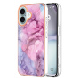 Mramorový ochranný kryt pro iPhone 16 - růžovofialový