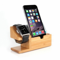 Dřevěná dokovací a nabíjecí stanice / stojánek pro Apple Watch 38mm / 42mm a iPhone 7 / 7 Plus / 6S / 6S Plus / 6 / 6 Plus a iPhone 5 / 5S / 5C