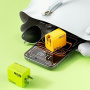 WEKOME WP-U45 GaN rychlonabíjecí adaptér s porty 2x USB-C / USB-A - 65W - bílý