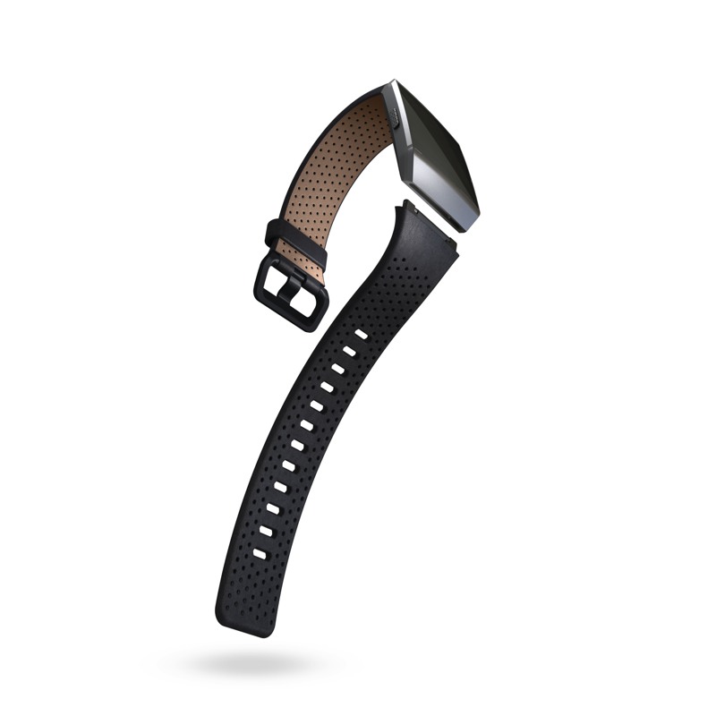 Fitness náramek pro iPhone Fitbit Ionic je už v prodeji