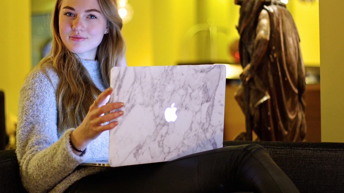 Plastový kryt na Macbook
