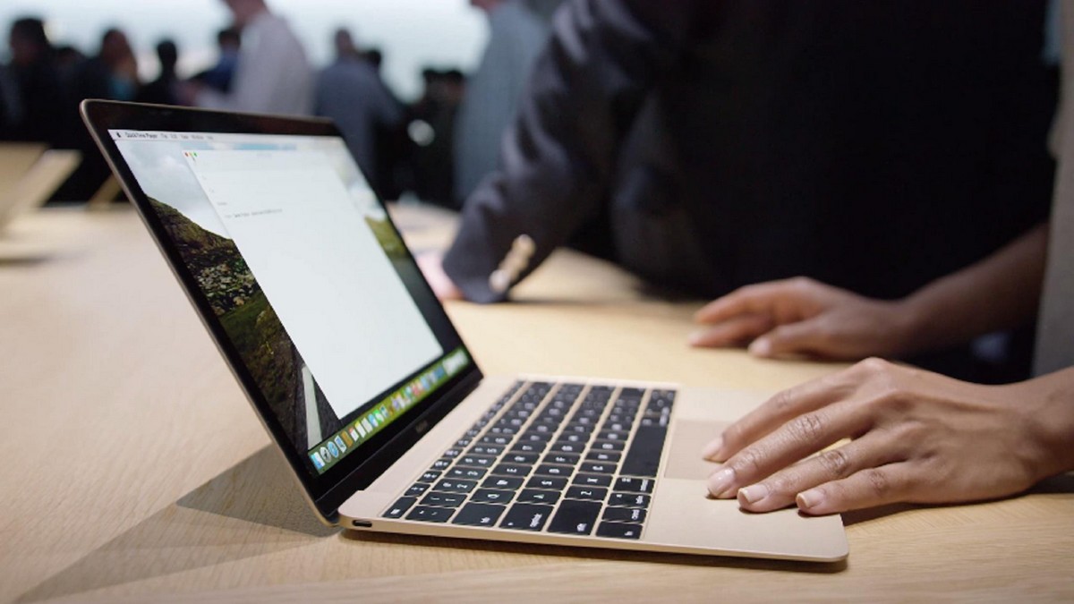 Pierdut Macbook