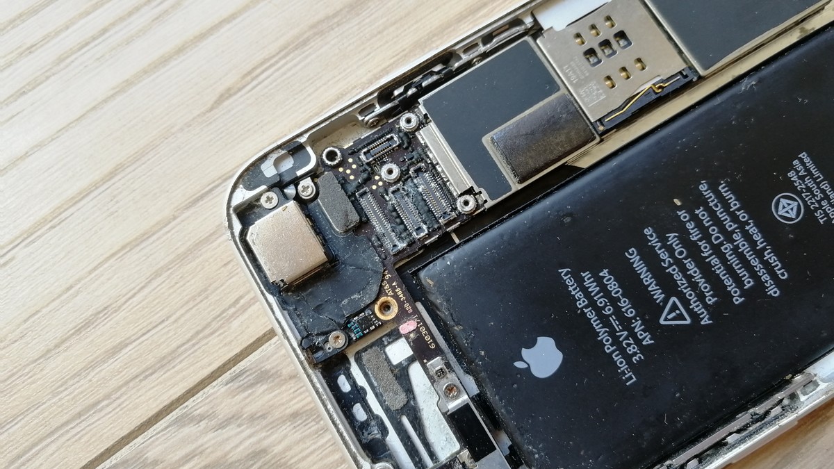 iPhone - čištění
