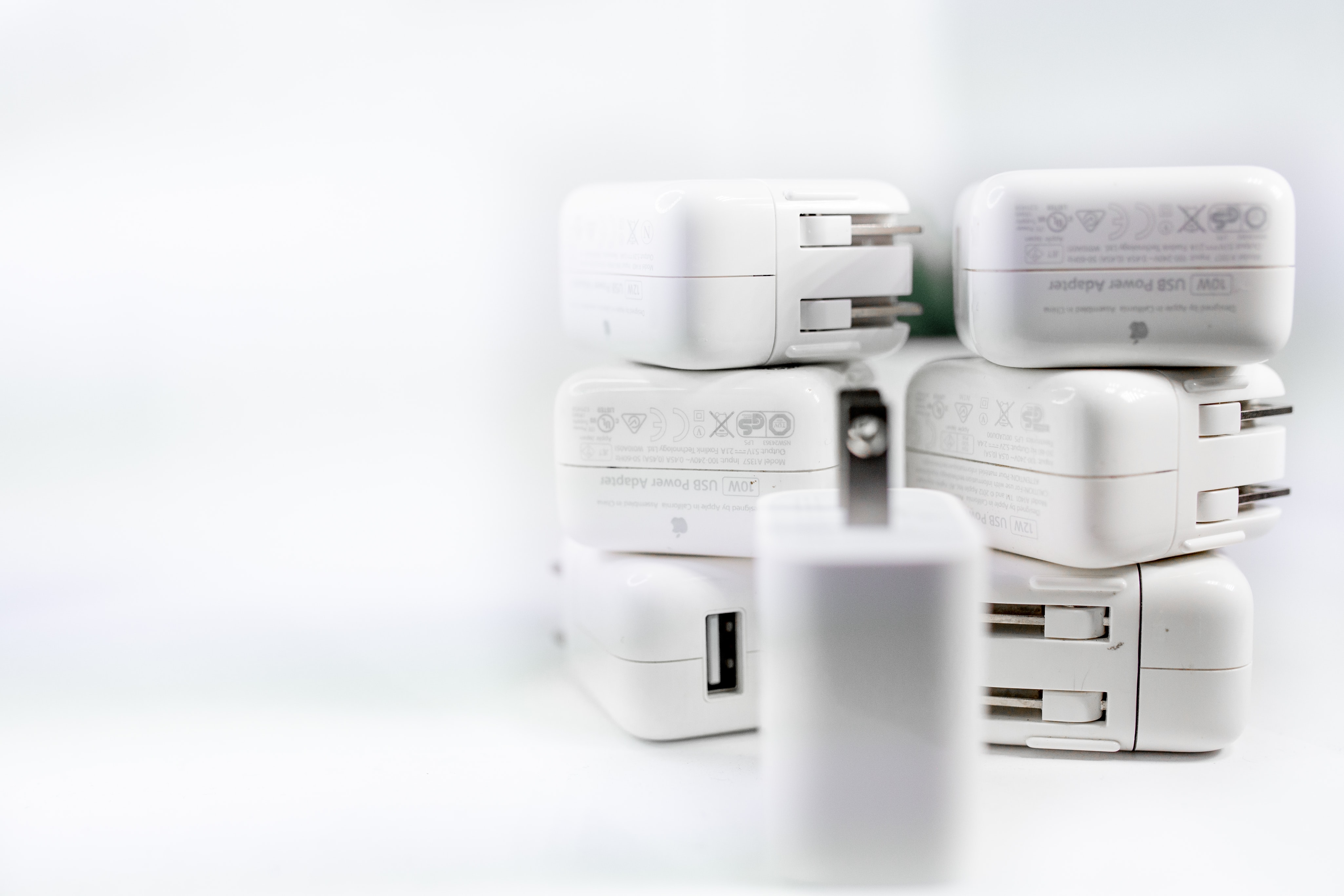 Nabíječky Qualcomm QC a Power Delivery – znáte rozdíl?