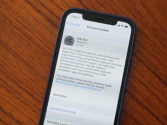Apple vydal iOS 14.5 kterou si můžete stáhnout v nastavení svého telefonu.