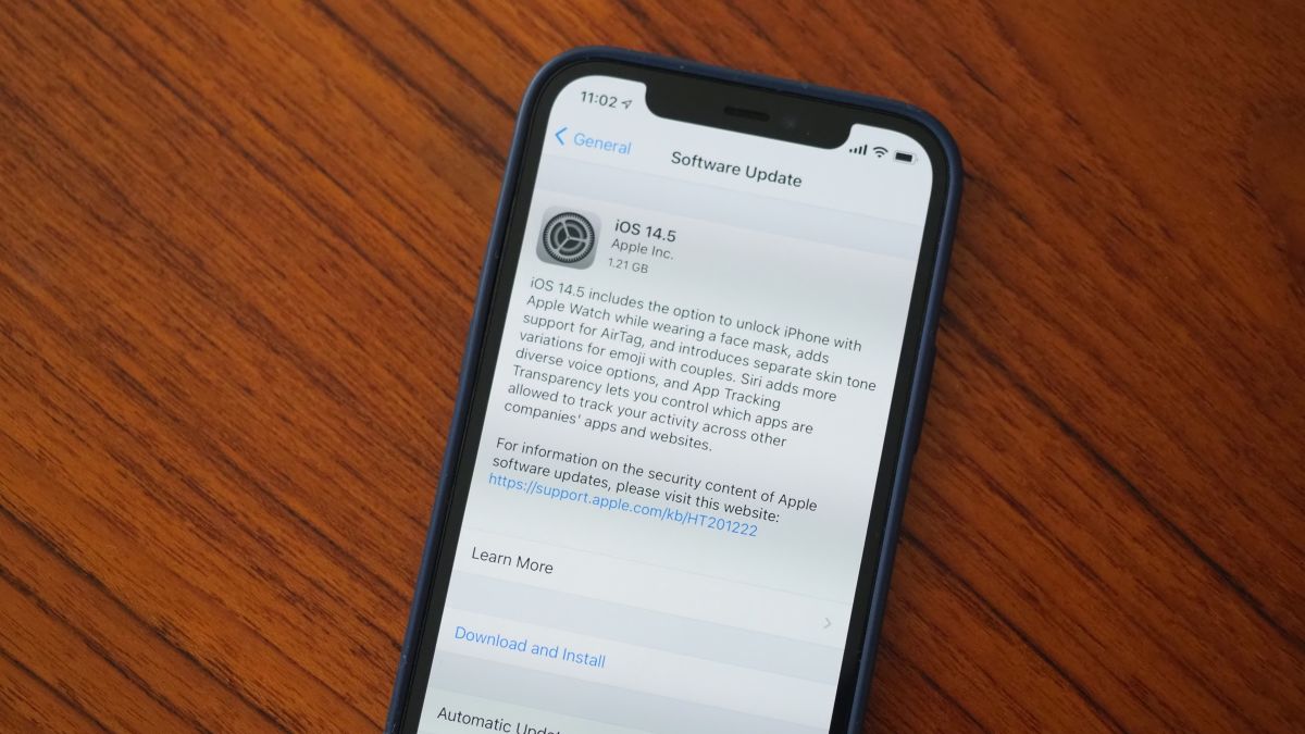 Apple vydal iOS 14.5. Proč byste si ho měli nainstalovat?