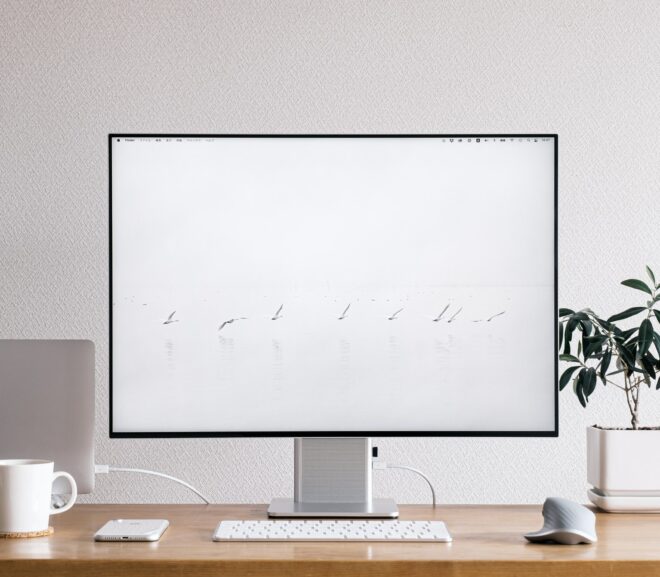 Nová verze macOS umožňuje zrcadlit obrazovku iPhonu na Mac pomocí AirPlay.