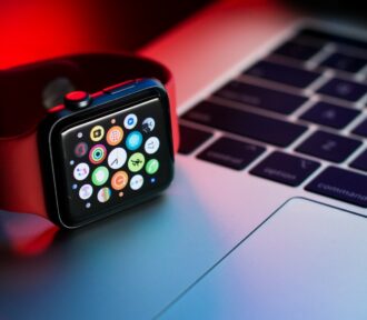 Režim nízké spotřeby ve watchOS 9 – Jaké funkce systému vypíná nebo omezuje?