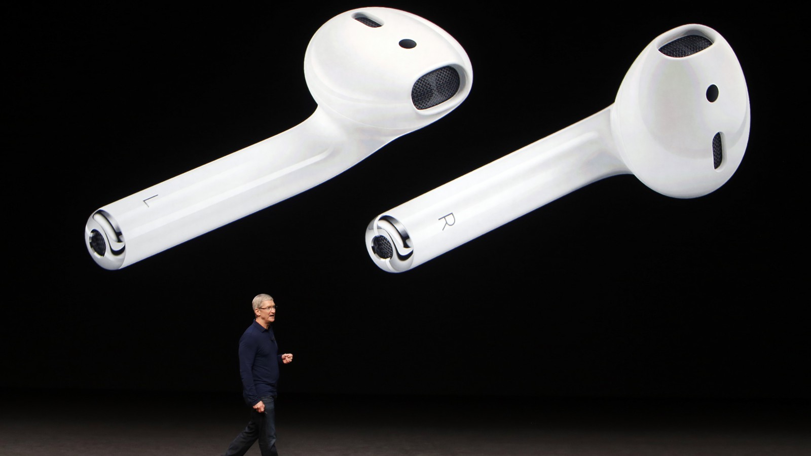 AirPods vieren hun 6-jarig bestaan! Hoe hebben ze de koptelefoonmarkt veranderd? - AppleKing Blog
