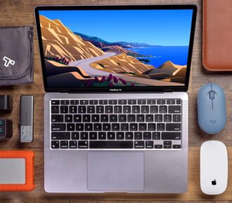 Dostali jste na Vánoce nový MacBook? Vylaďte ho tímto skvělým příslušenstvím!