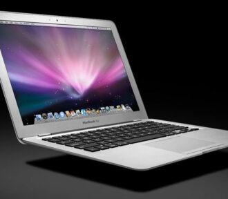RETRO #2 – MacBook Air – Lehký jako vzduch!
