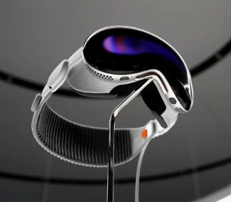 Applu se nedaří vyrábět headset Vision Pro, čeká se obrovská nedostupnost