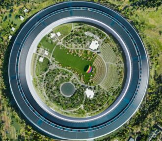 Apple by mohl dostat výjimku z&nbsp;tvrdých amerických cel. Co to znamená pro ceny iPhonů?